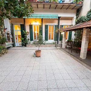Anna-maria : Grand 10 Personnes+parking Prive -actif+ Location- Appartement